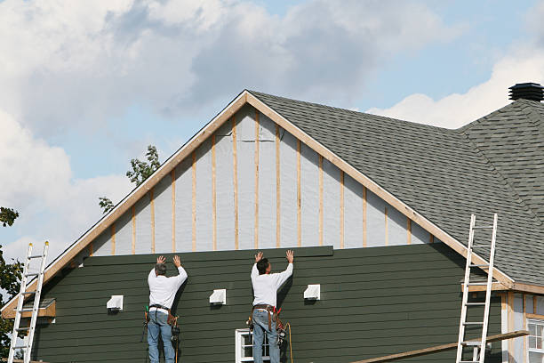 Professional Vinyl Siding technician working in Fairview, NC